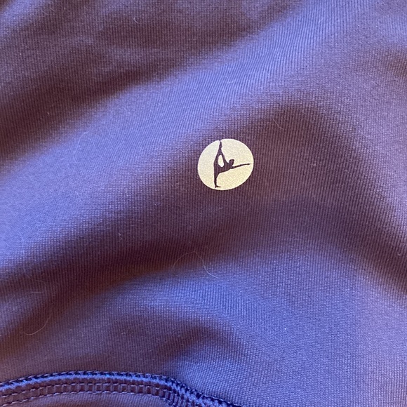 Women's Plum Color Yoga Pants Size Medium - Picture 3 of 3